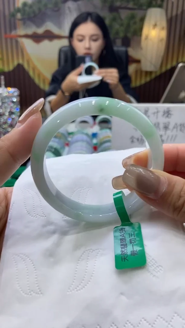 未镶嵌手镯翡翠00005556