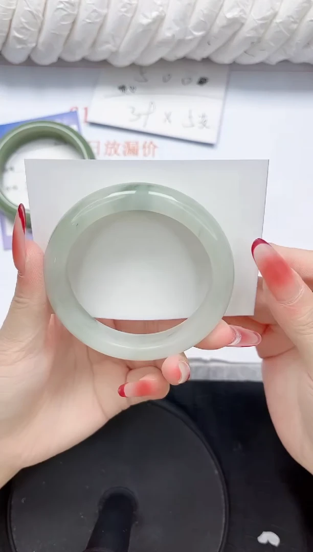 石英质玉手镯未镶嵌57-56