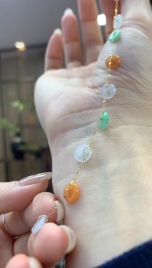 18K金镶嵌手链翡翠手链