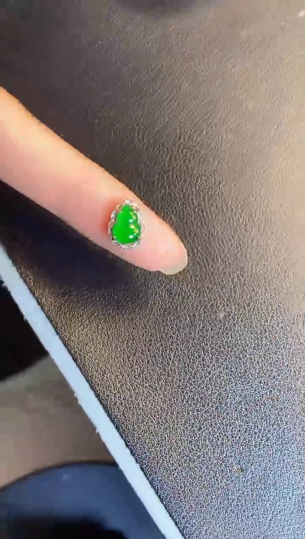 吊坠(不含链)银S925镶嵌翡翠1