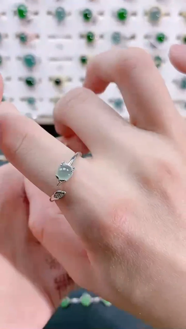 【闪购商品】翡翠戒指银S925镶嵌天然翡翠