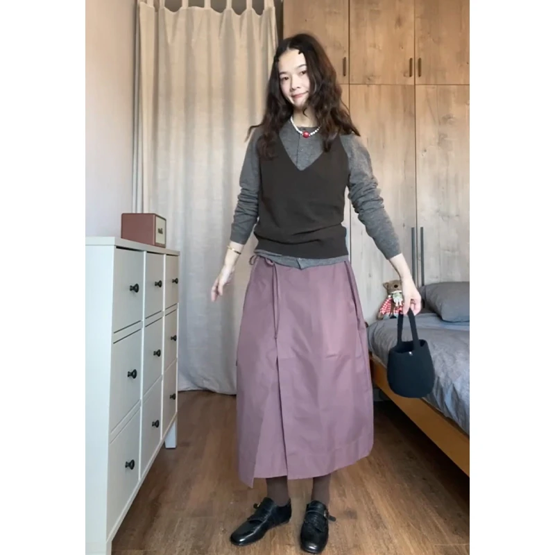 2025早秋新款女韩系穿搭V领吊带背心长袖纽扣开衫百搭高腰半身裙