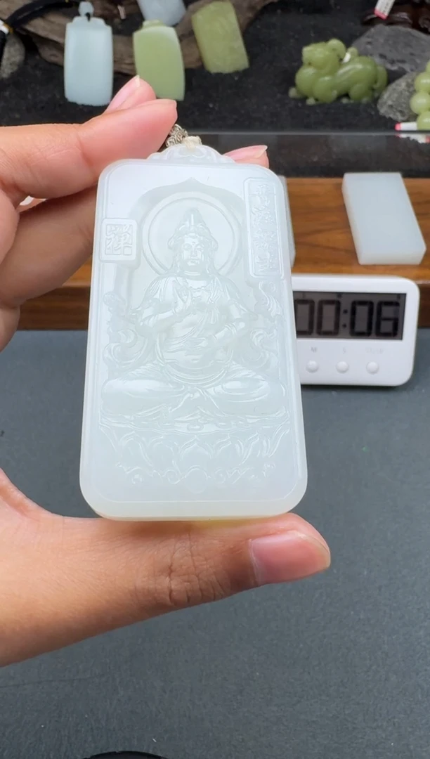 颈饰未镶嵌和田玉1