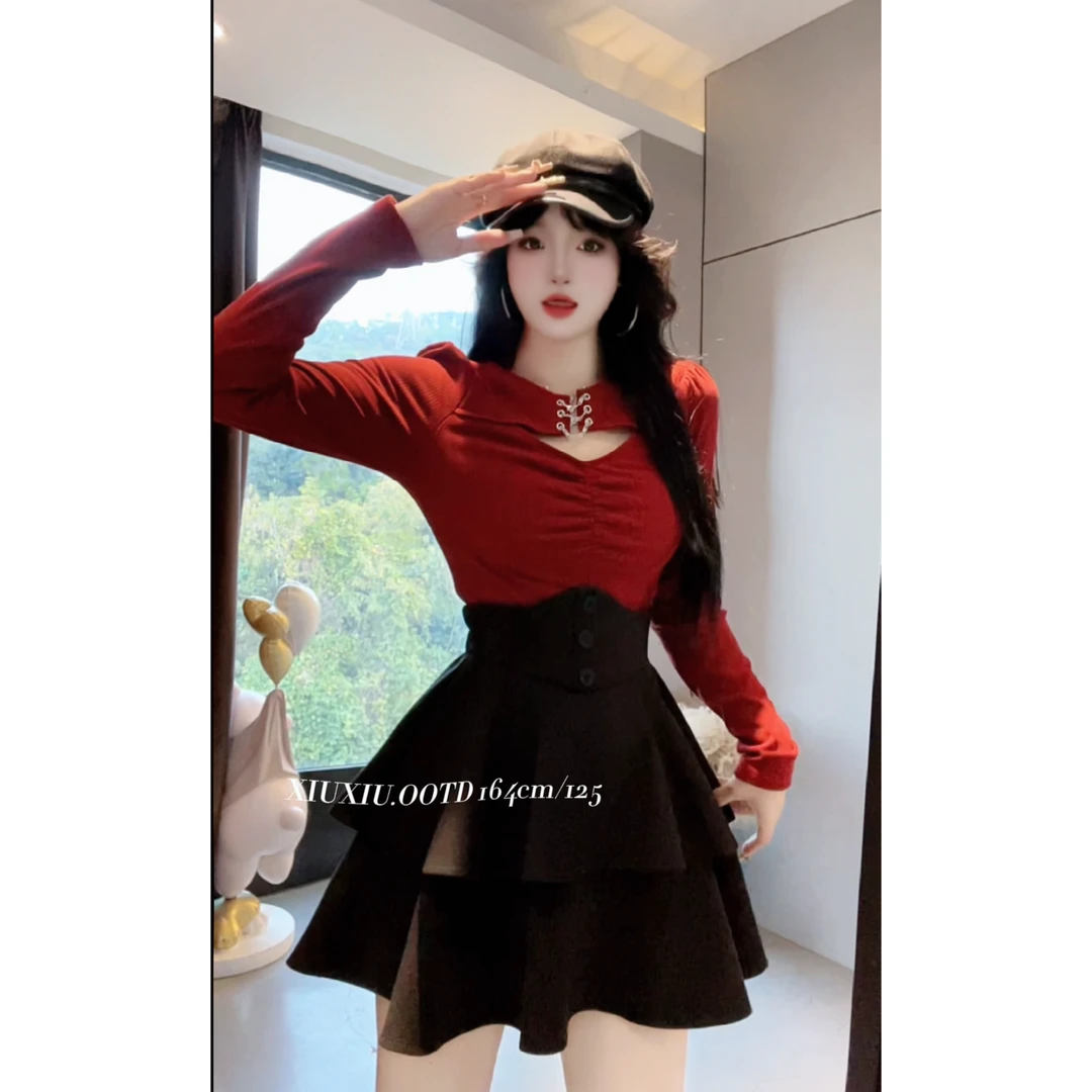 【恋人星空】7670胖mm设计感镂空褶皱不规则修身显瘦长袖t恤套装