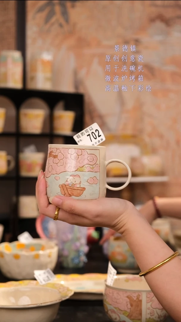 摆件景德镇手工手绘设计师款