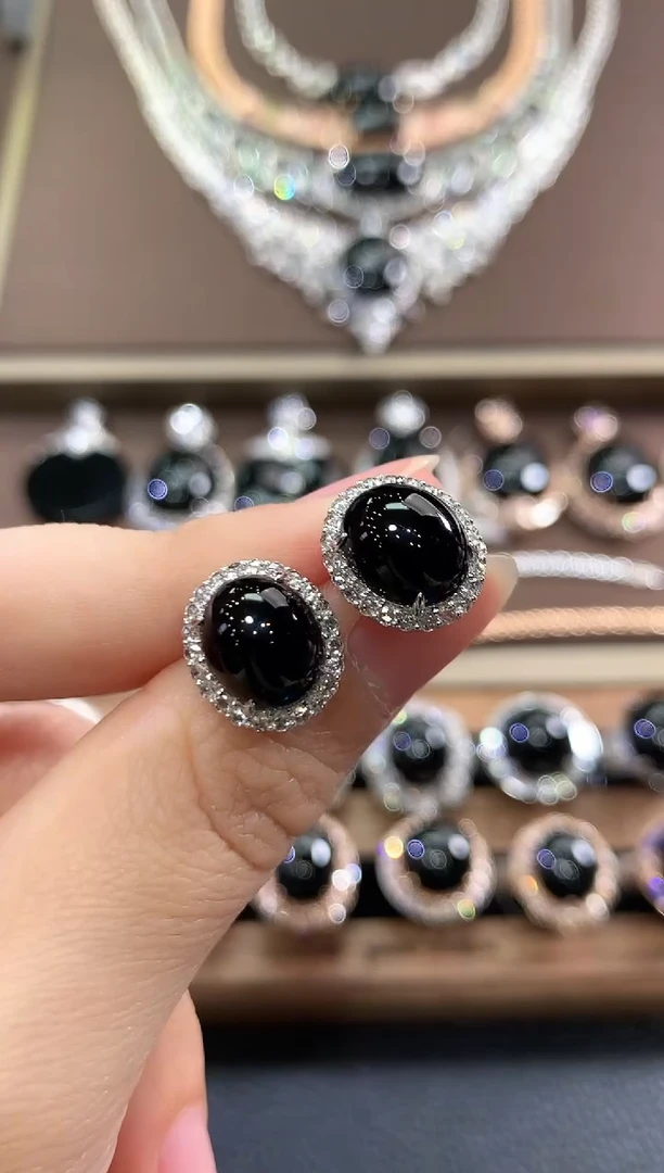 18K金镶嵌翡翠耳饰g108