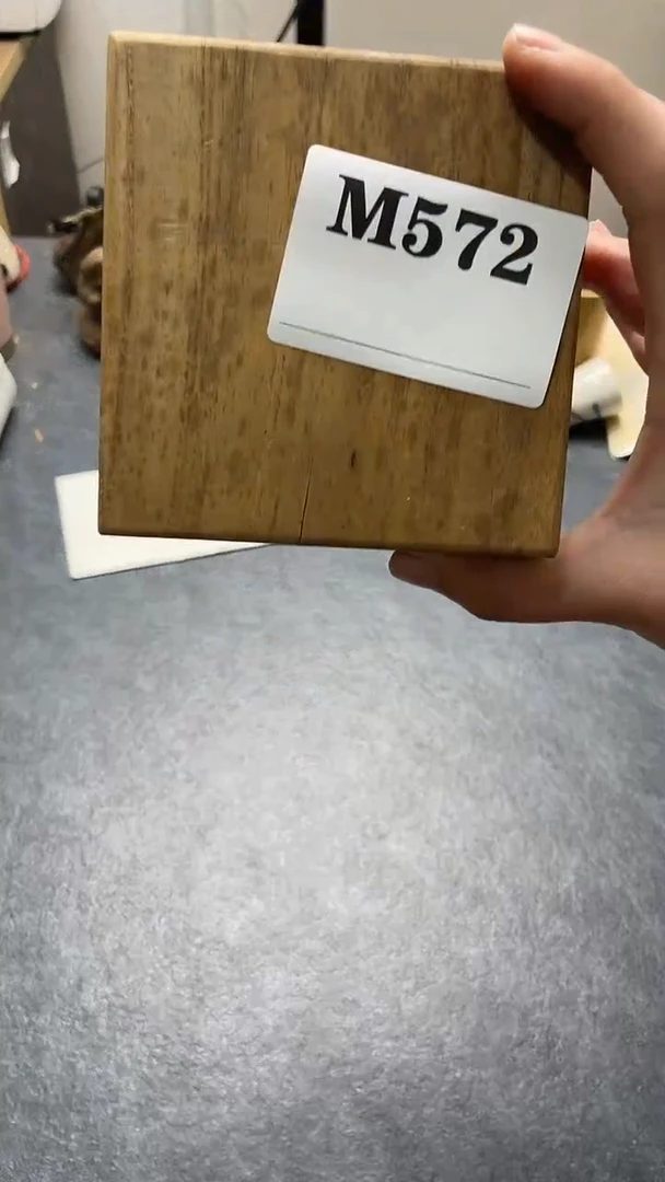 瓷片四*J默认微瑕回流古瓷572