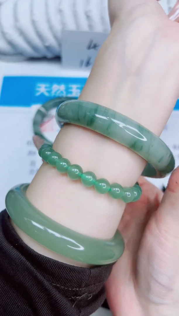 未镶嵌手镯石英质玉345/62