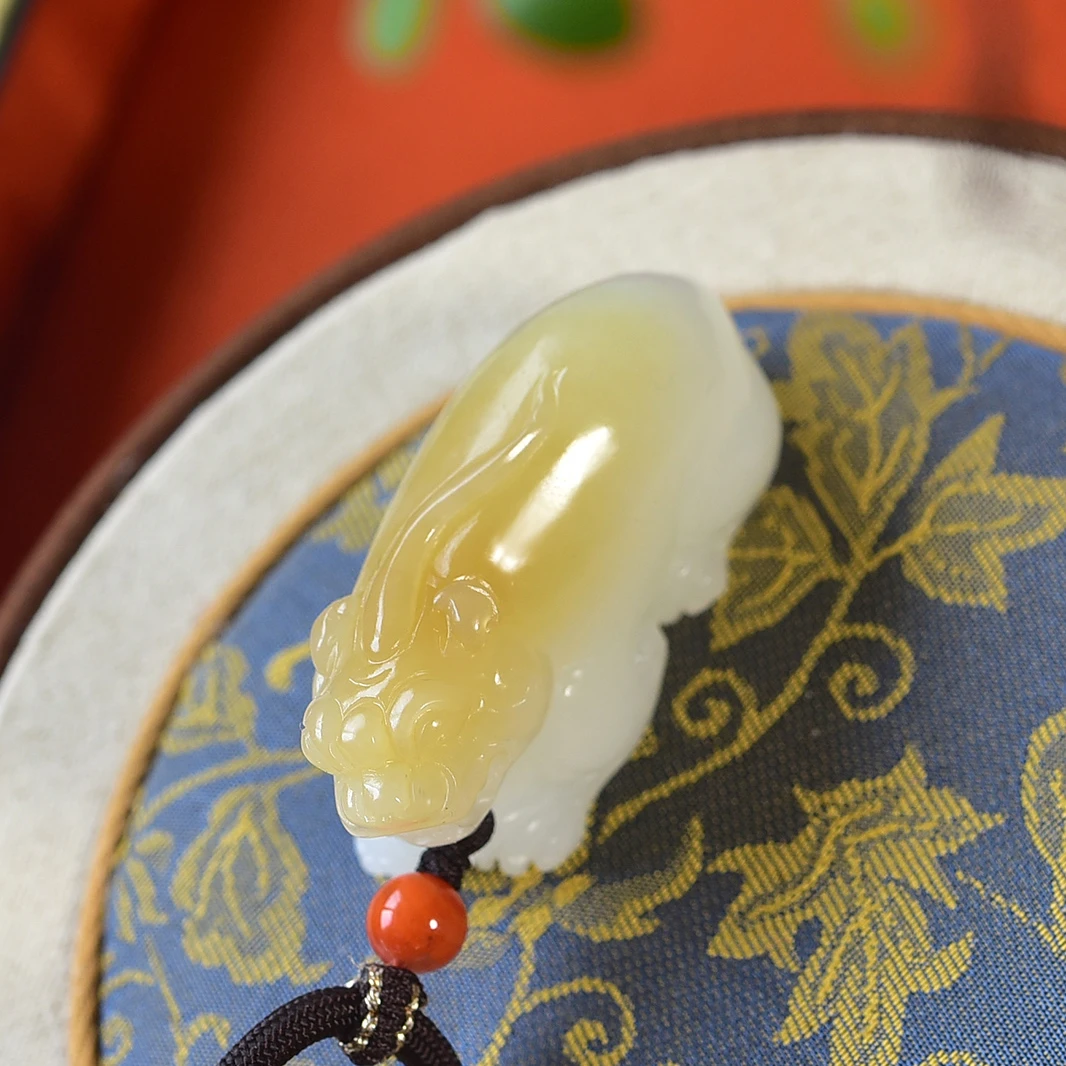 天然和田玉糖白貔貅吊坠男女款皮丘玉石项链挂件俏色精雕玉挂坠