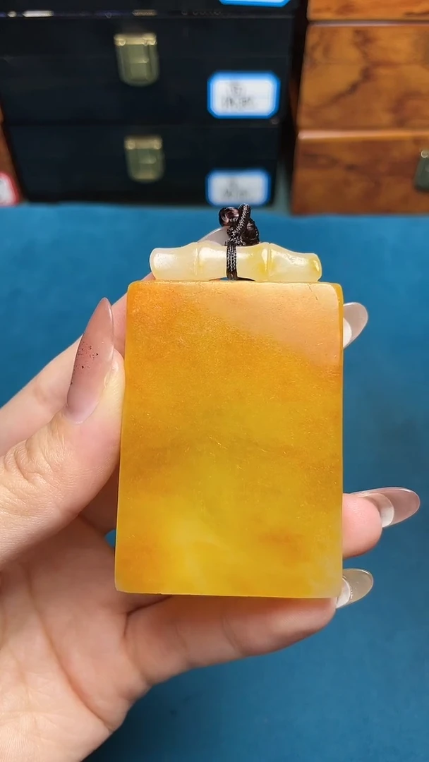 和田玉未镶嵌挂件和田玉