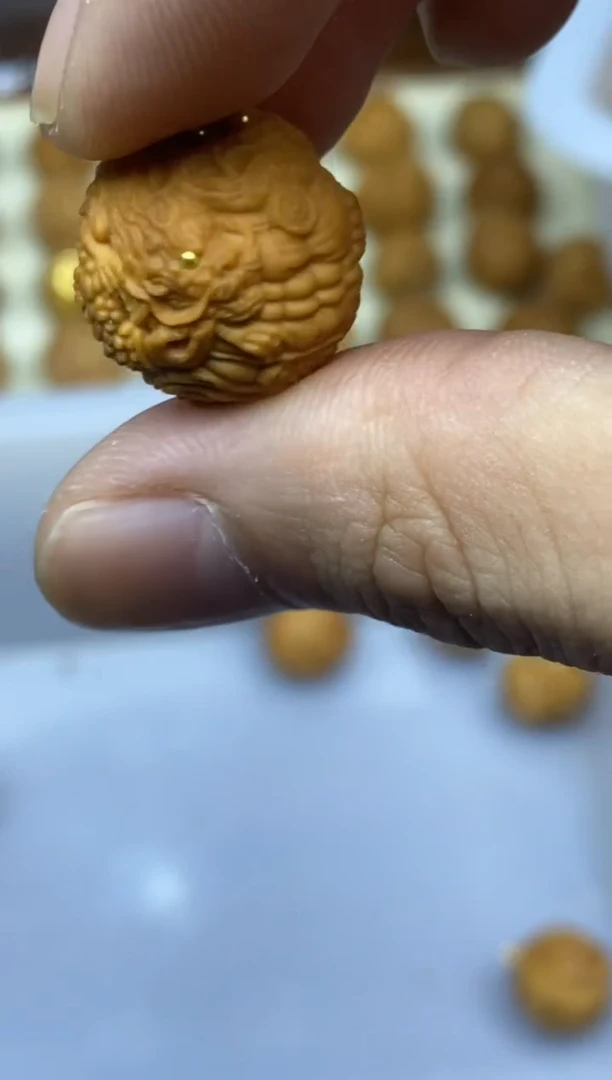 猴头核桃吊坠御龙金蟾 镶嵌