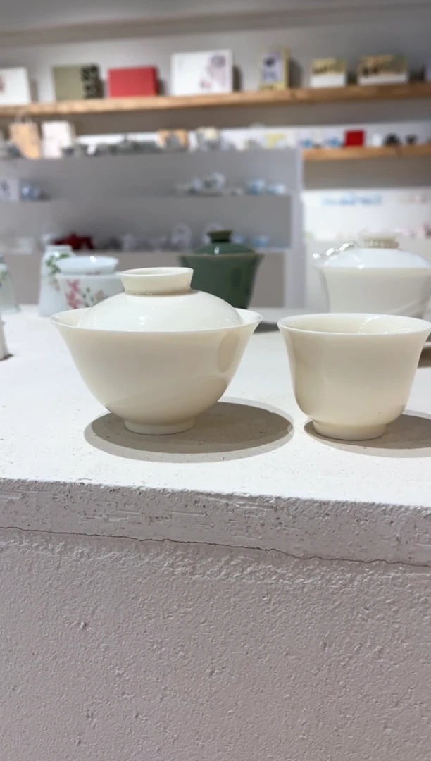 【闪购商品】盖碗+茶杯*2 哈哈哈哈