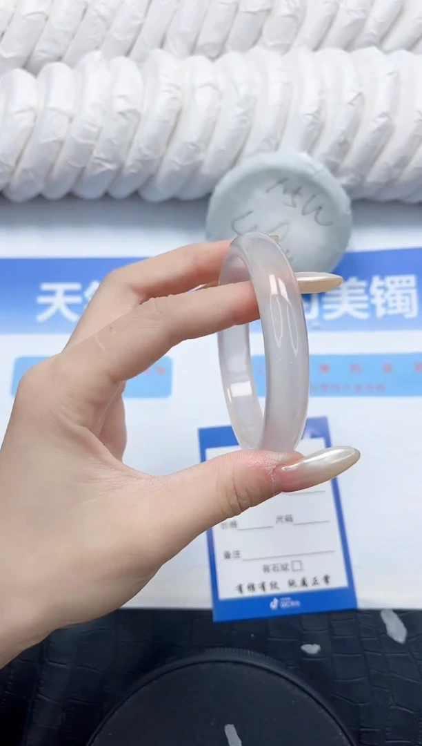 石英质玉手镯未镶嵌241-60.2