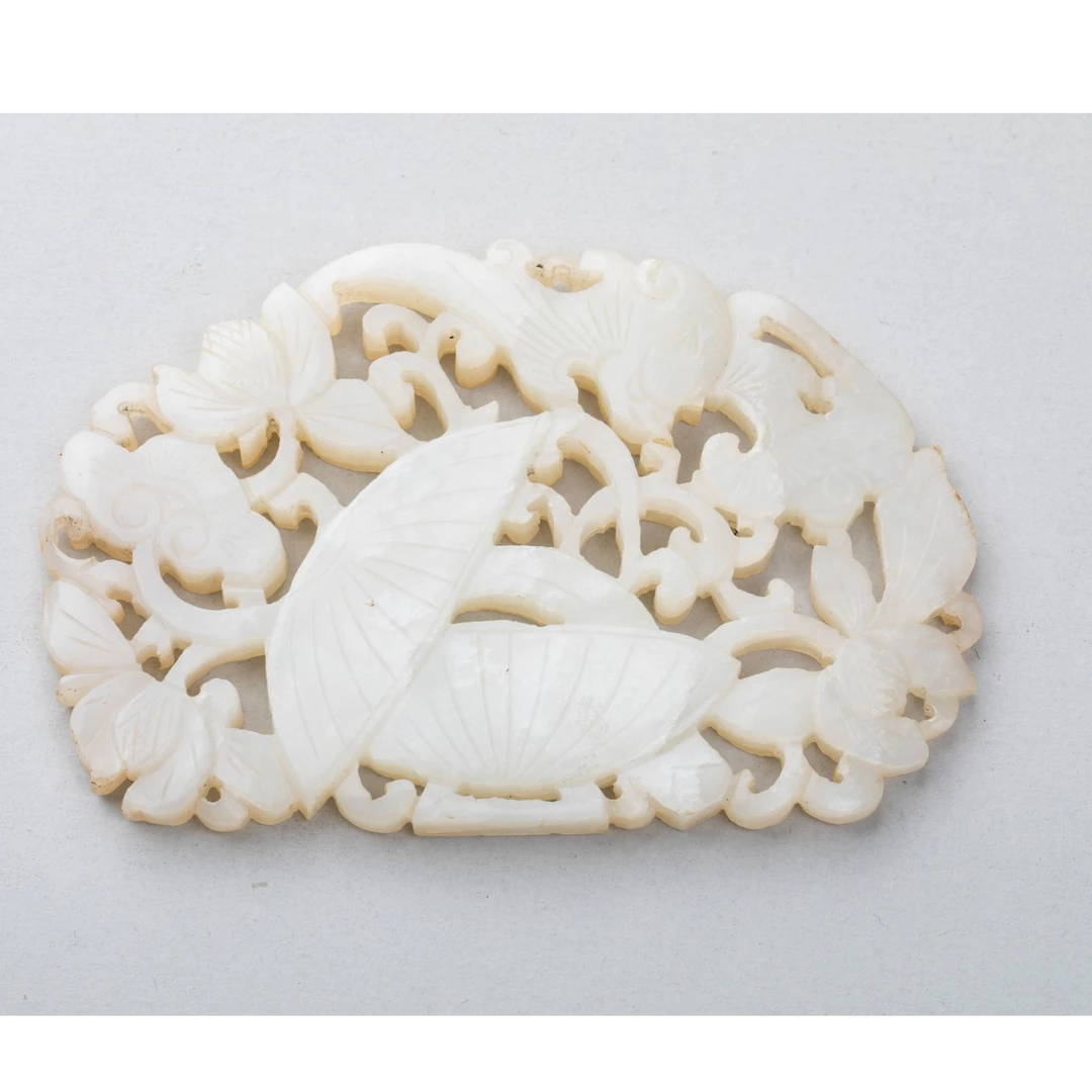 【拍卖】28、白玉透雕和合佩