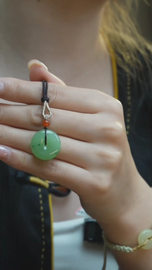 【闪购商品】和田玉吊坠未镶嵌D8