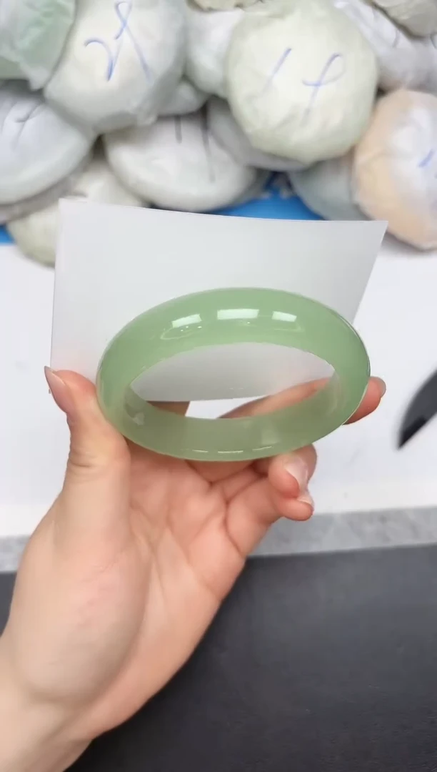 未镶嵌手镯石英质玉A211/58.4