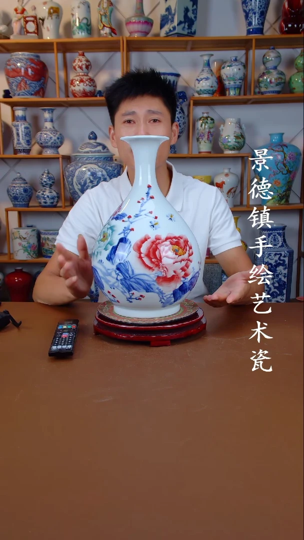 现代景德镇手工手绘陶瓷摆件11