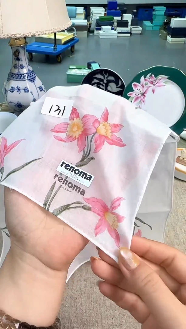 瓷片泡泡家的瓷器真好看