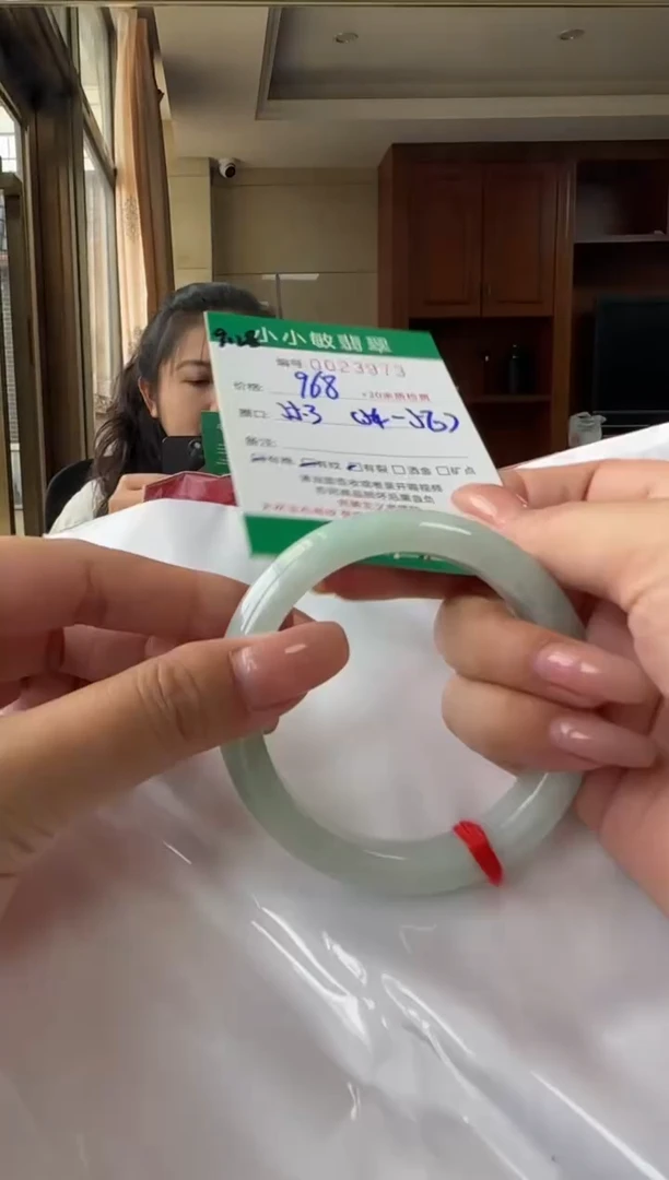 未镶嵌手镯翡翠A货翡翠/微瑕