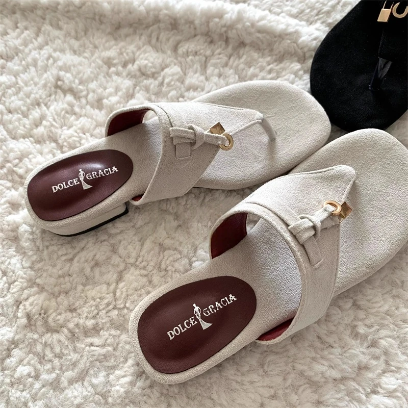 养马人限定~INS赵露思同款高级感人字拖夏海边沙滩拖鞋女外穿凉拖