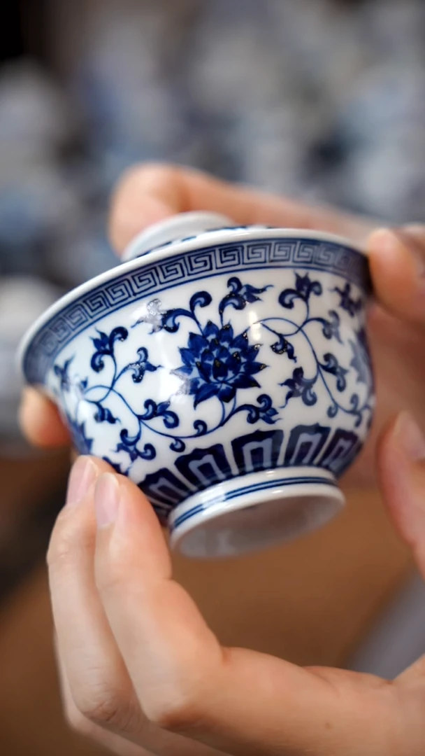 春风缠枝盖碗111111111