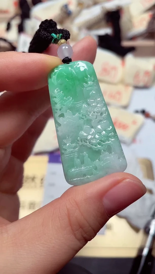 颈饰未镶嵌翡翠翡翠A货