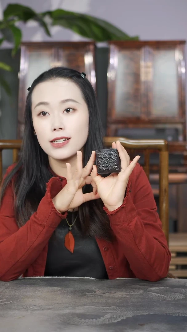 东非黑黄檀（紫光檀）江涯海水纹小方盒