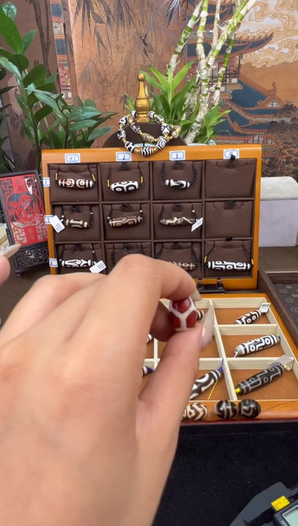 合金颈饰玛瑙/玉髓（覆膜）28.