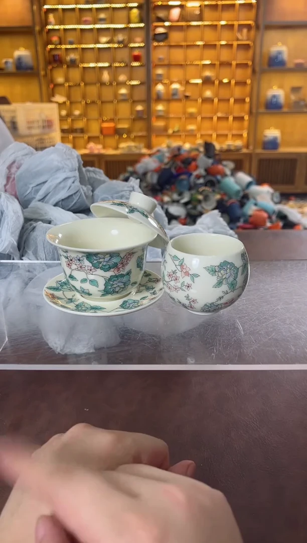 瓷片鸣盏居11111山茶花盖碗+主人杯