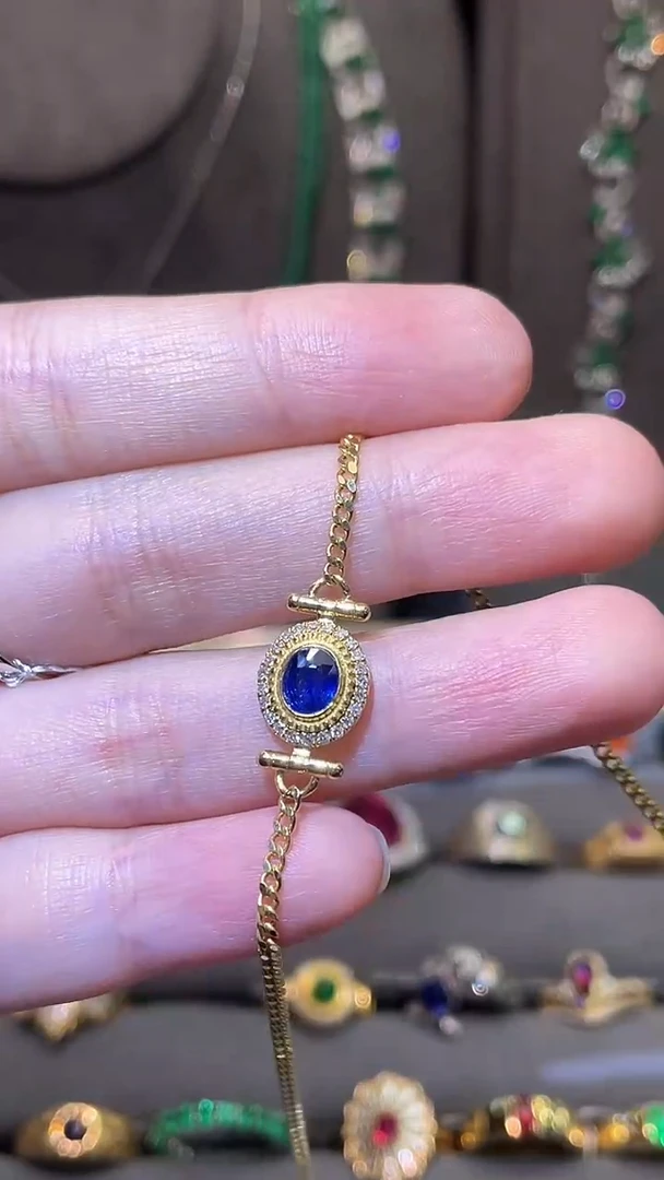 蓝宝石手链18K金镶嵌0.52ct