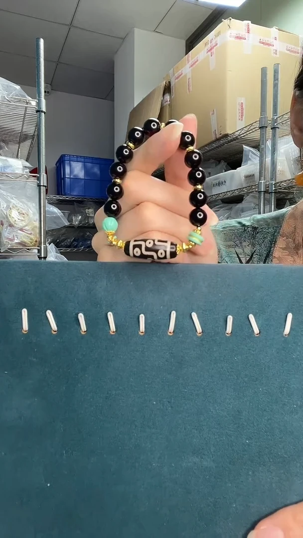 未镶嵌琥珀裸石天然蜜蜡A1486