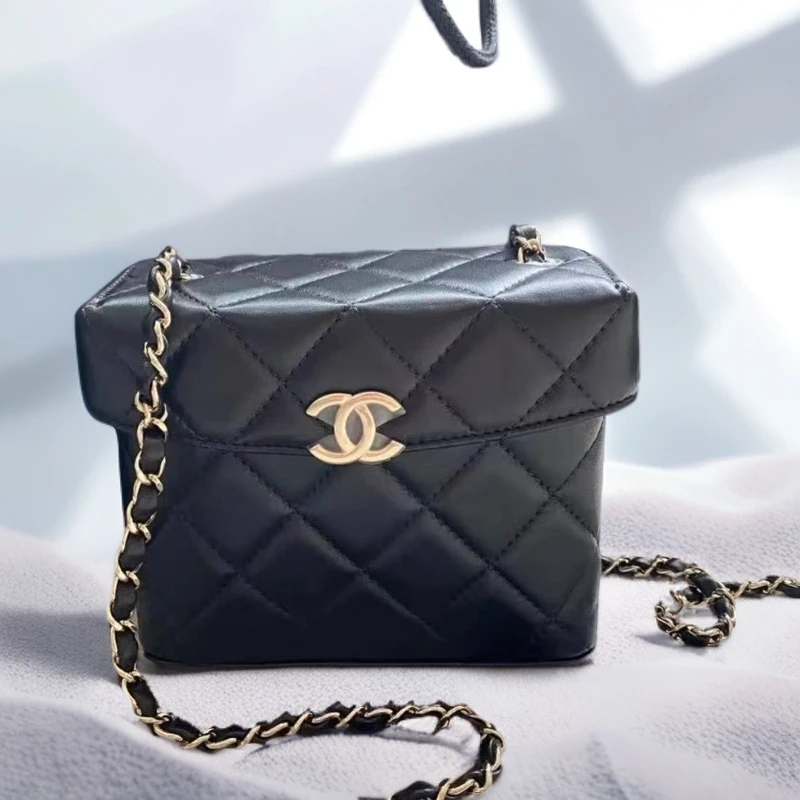 99新 Chanel/香奈儿 多多奢品/香奈儿黑金牛奶盒子斜挎包/99新