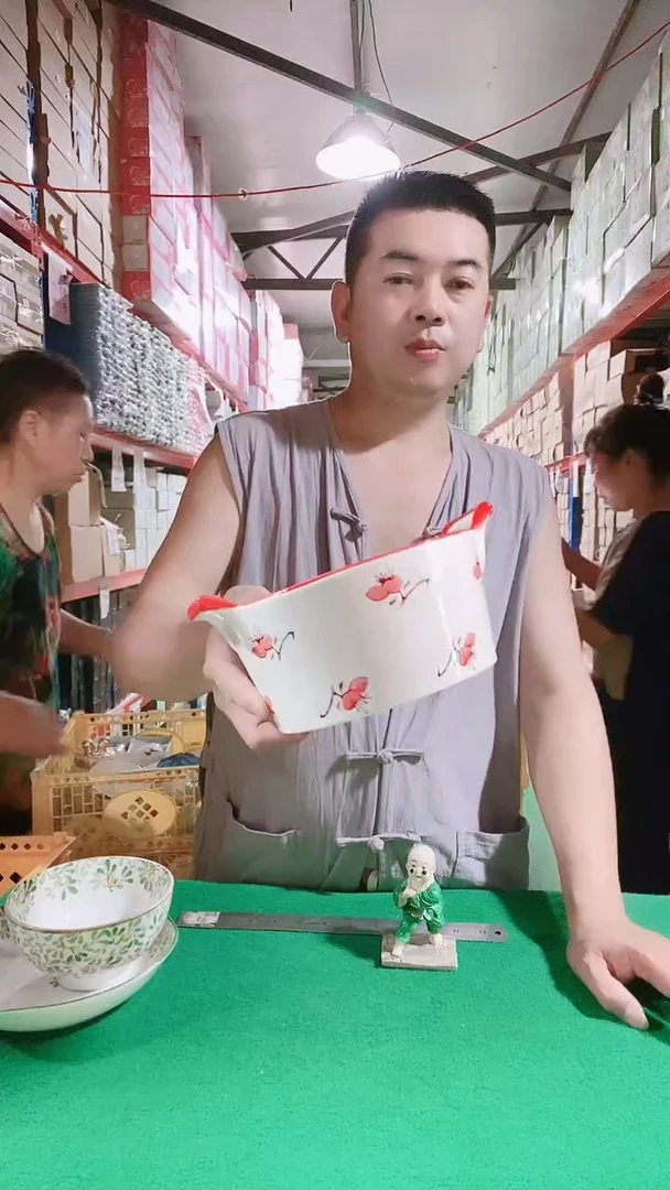 瓷片碗碟好物一件不留@@1