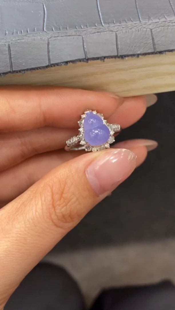 颈饰18K金镶嵌翡翠研*所收到货48小时鉴赏期（超时不退不换）