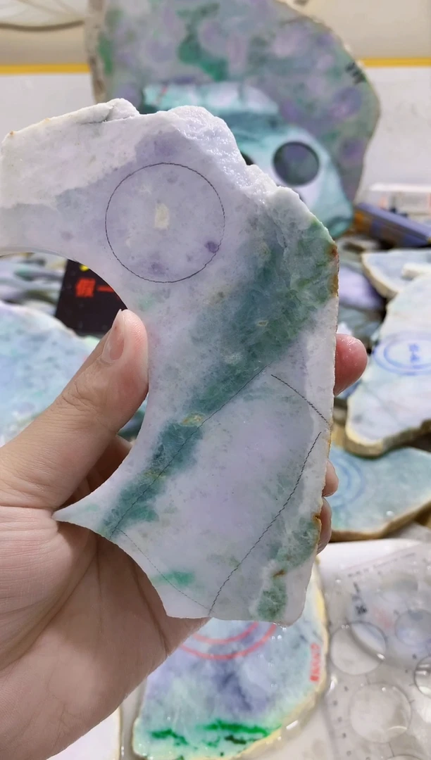 翡翠未镶嵌颈饰0蒙0翡翠珠宝102