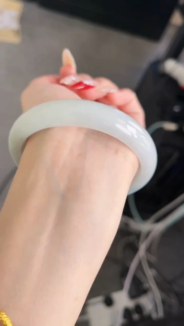 【闪购商品】翡翠手镯未镶嵌翡翠手镯59#60#