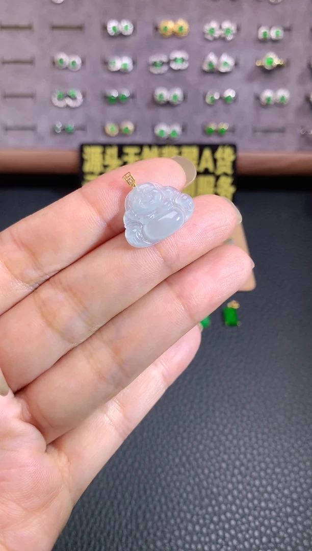 颈饰18K金镶嵌翡翠翡翠