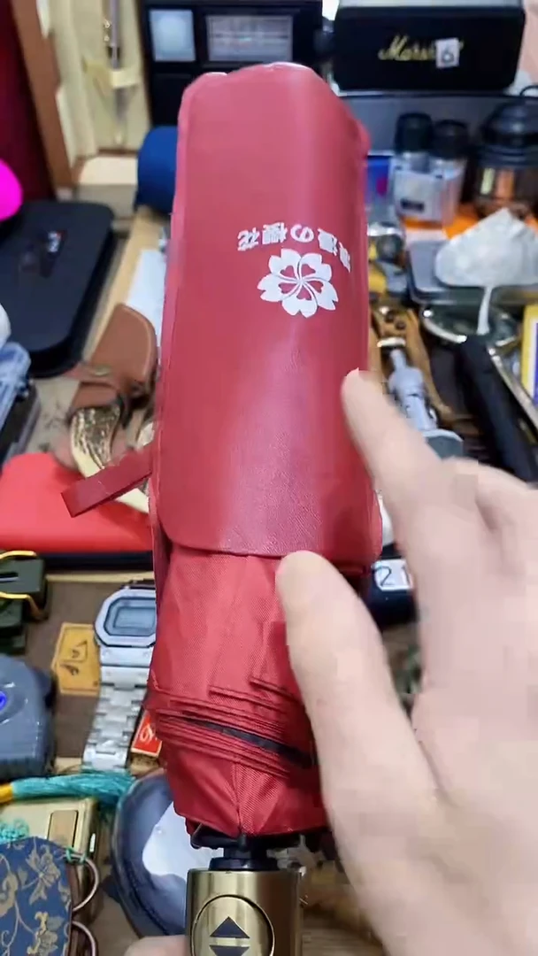 瓷片闪购商品  如图所示