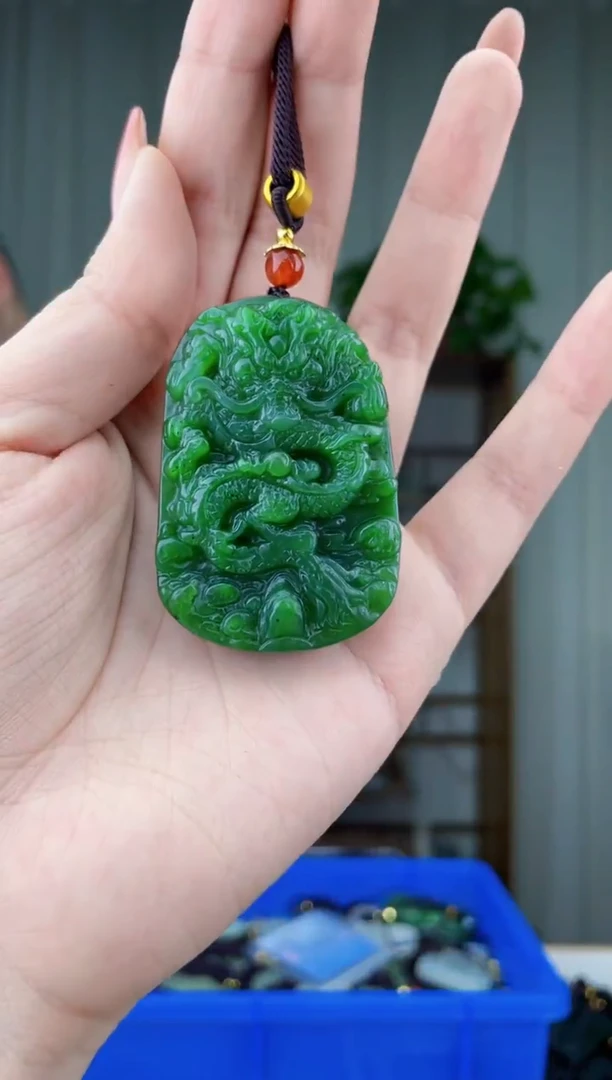 未镶嵌和田玉挂件和田玉拍一发一，多样性发货！