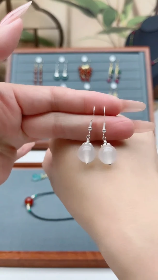 【闪购商品】玛瑙/玉髓耳饰银S925镶嵌208变色红