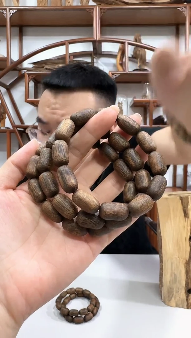 沉香手串尖峰岭 虎斑奇枣珠随形单圈 多样性发一