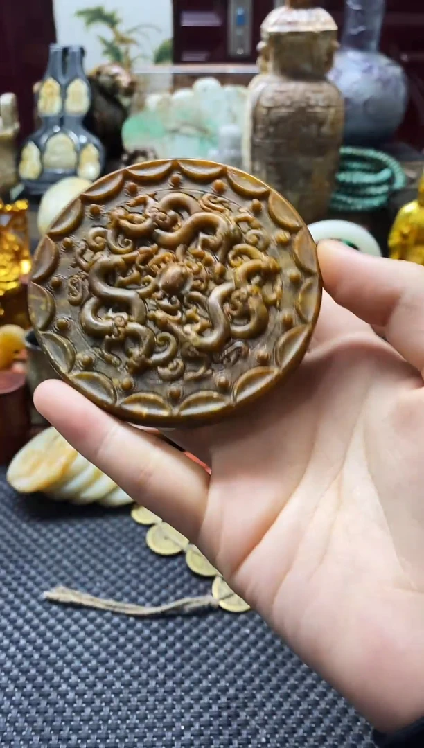 未镶嵌和田玉挂件龙