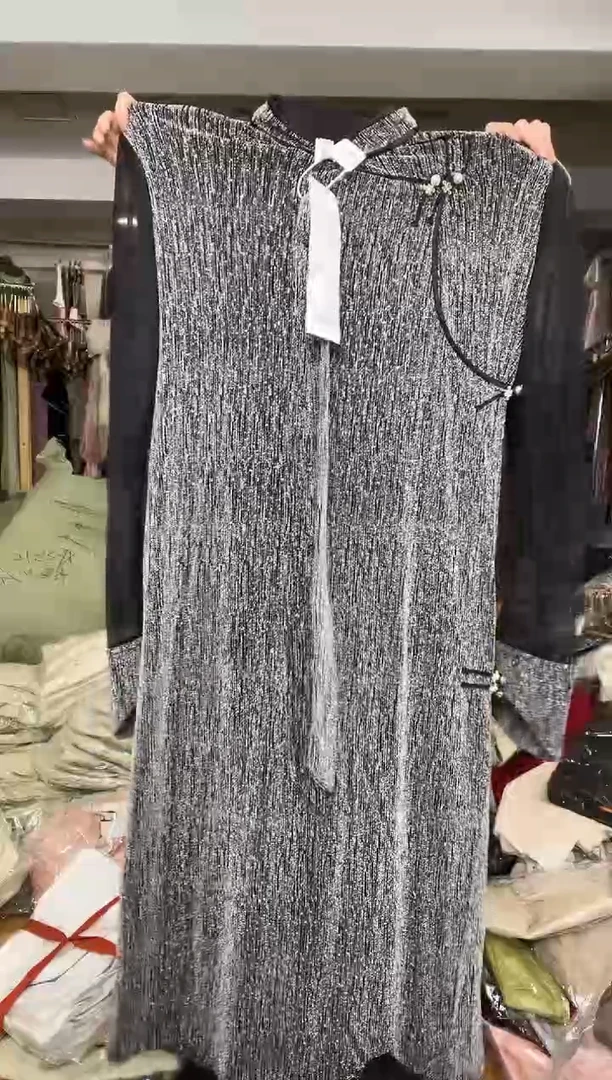 袍子       M码       80-115斤长