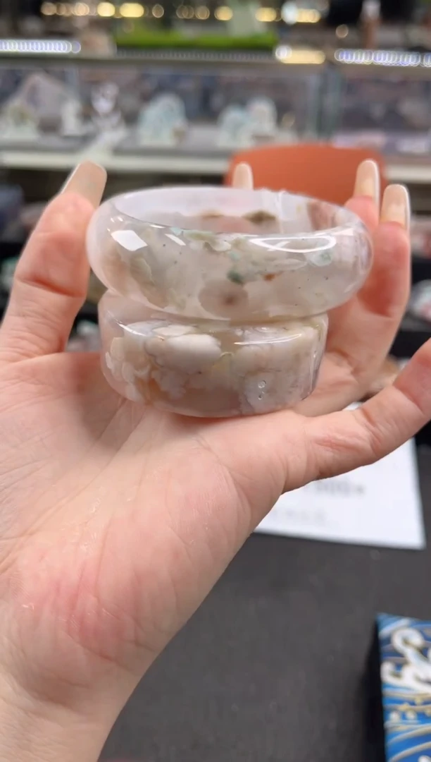 未镶嵌手镯石英质玉60圈口 （赠品镯心）3161082