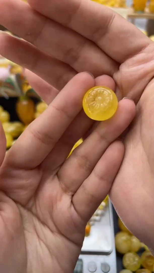 琥珀未镶嵌珠宝奇石062琥珀蜜蜡微瑕
