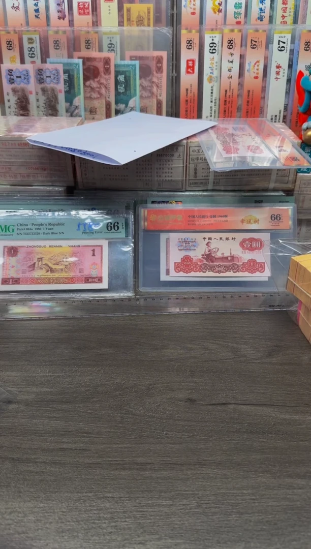 【闪购商品】801 FN2277*粉幽灵68分无4