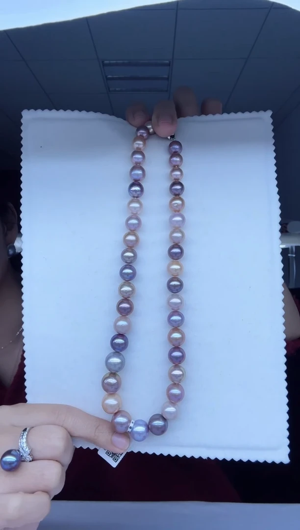 【闪购商品】淡水珍珠颈饰银S925镶嵌紫珠糖果9-12mm