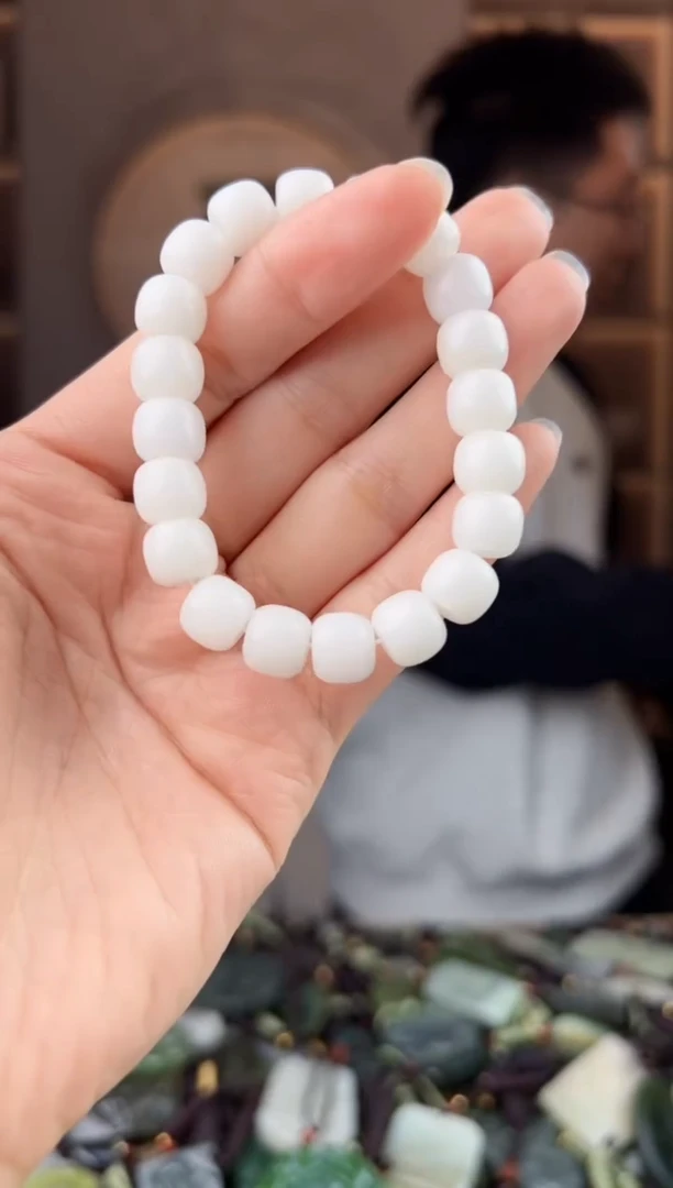 未镶嵌和田玉挂件 拍一发一，拍一发一，