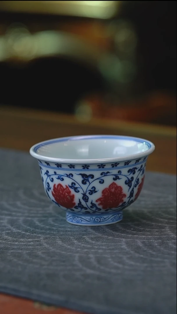 阳春白雪缠枝莲小压手