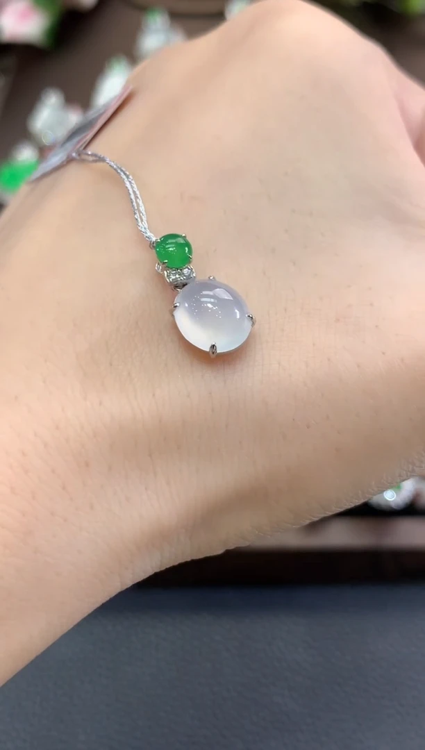 吊坠(不含链)18K金镶嵌翡翠夏日珠宝A19